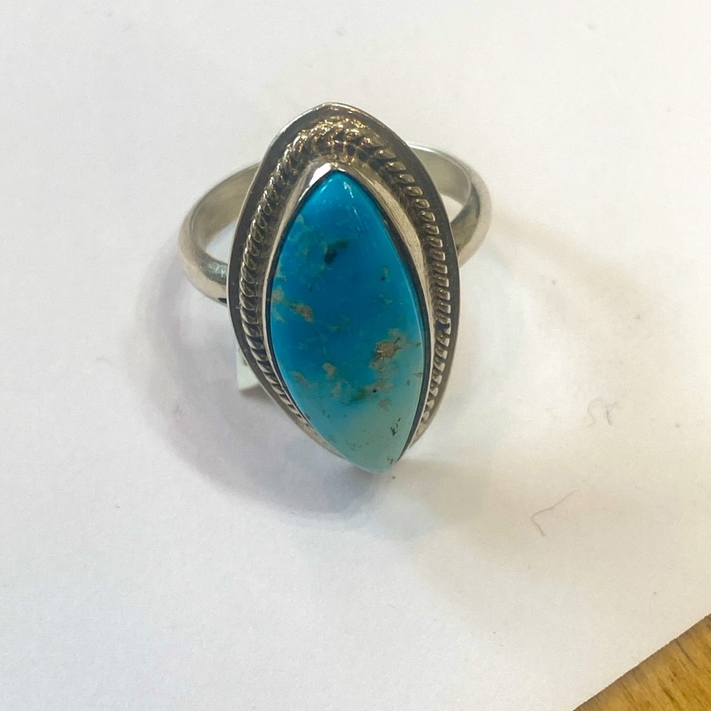 Vintage Kingsman Turquoise and Sterling Silver Ring 🌺